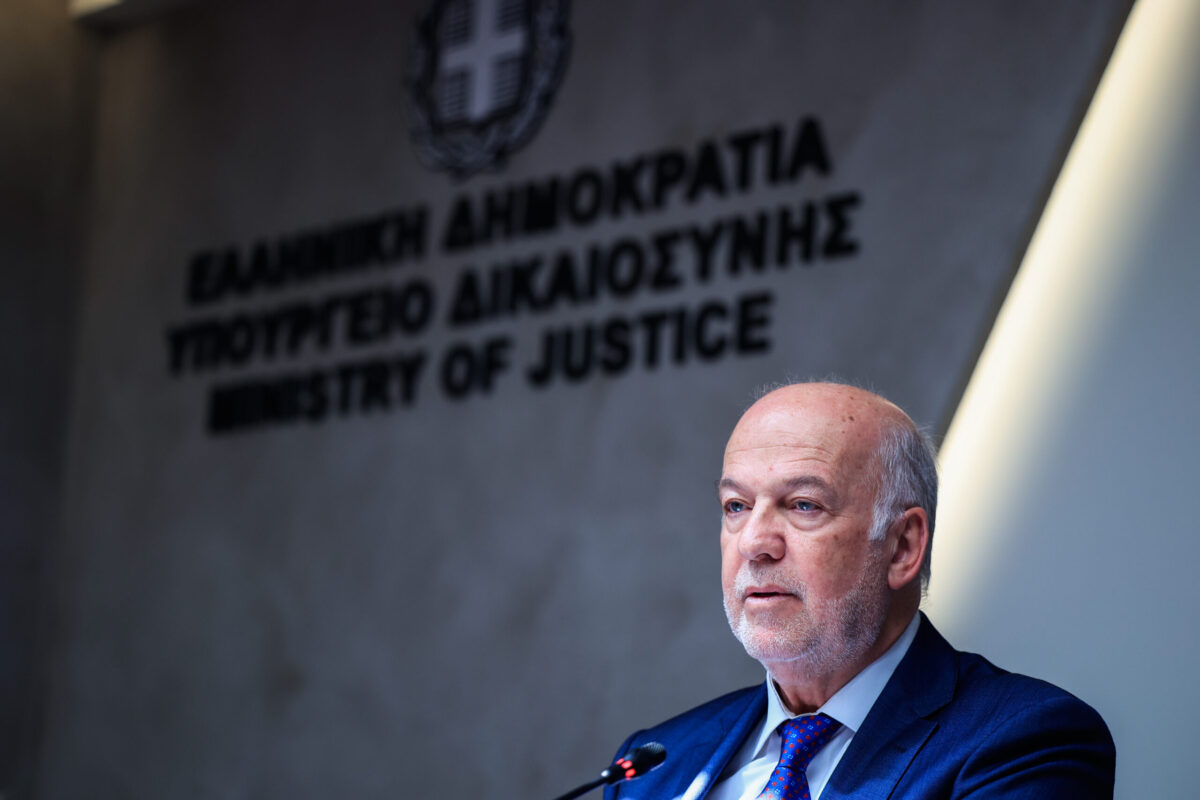 Γ. Φλωρίδης στο ΕΡΤnews Radio 105,8 για δίκη Τεμπών: Θα τηρηθεί η τάξη που ορίζει ο νόμος – Οι συντελεστές της δίκης θα μπουν με τη σειρά που προβλέπεται