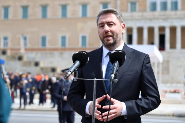 Ανδρουλάκης: Έχουμε χρέος να διατηρήσουμε τις αρχές όσων θυσιάστηκαν για την πατρίδα