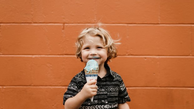 Η Γερμανία δρομολογεί φόρο στα ποτά με ζάχαρη – Προς απαγόρευση για τα παιδιά τα ενεργειακά ποτά