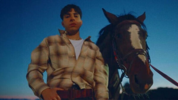 Zaf: Το «Αστείο» σε ένα εντυπωσιακό και fashion βίντεο!