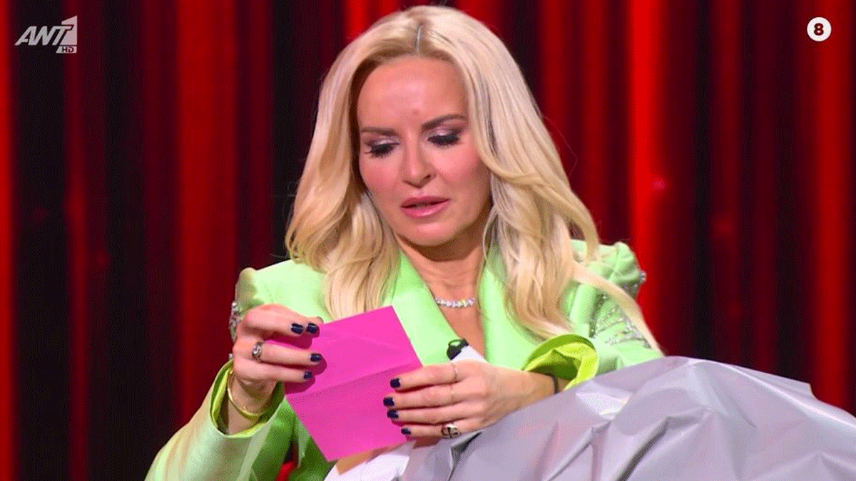 Μαρία Μπεκατώρου: «27 χρόνια μαζί» – Οι δυσκολίες, η καριέρα και η στήριξη του συζύγου της