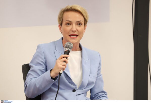 Σδούκου: Η κα. Αποστολάκη ξεπέρασε κάθε φαντασία, θύμισε εποχές «Γερμανοτσολιάδων» και ακραίας τοξικότητας