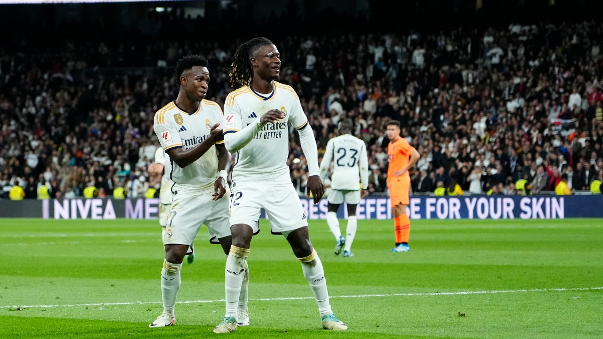 Καμαβινγκά για Βινίσιους: «Είναι συναισθηματικός, γι’ αυτό φωνάζει συνεχώς στο γήπεδο»