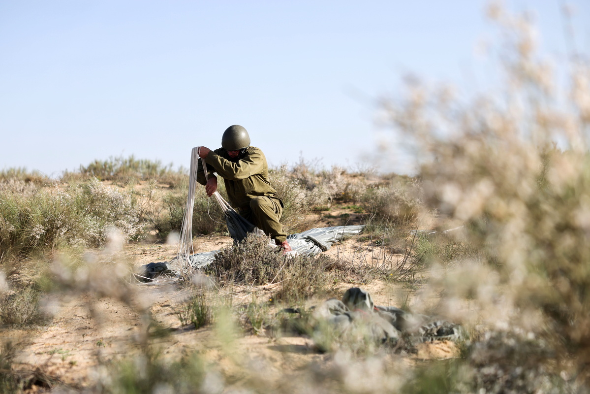 Το 66% των Ισραηλινών ανησυχούν για πιθανή κατάρρευση του στρατού – Το 43% έχει επηρεαστεί οικονομικά λόγω του πολέμου