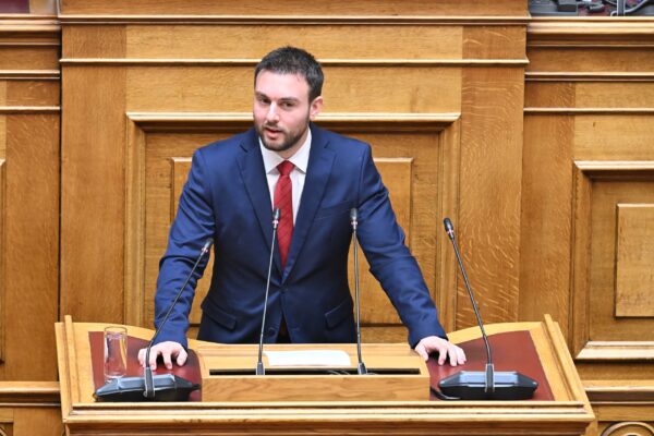 Ενοχή του ανεξάρτητου βουλευτή Κ. Φλώρου για βιαιοπραγία σε βάρος του Β. Γραμμένου, ζήτησε ο εισαγγελέας