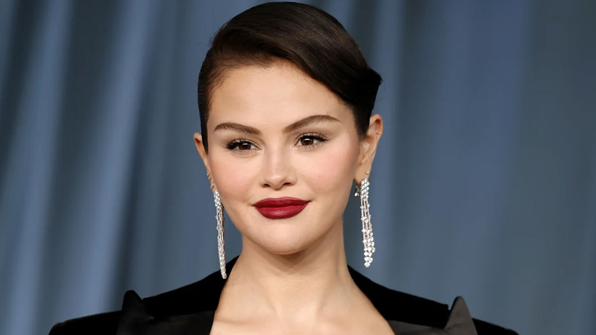 Το πιο κομψό χτένισμα της Selena Gomez που αξίζει να δοκιμάσεις