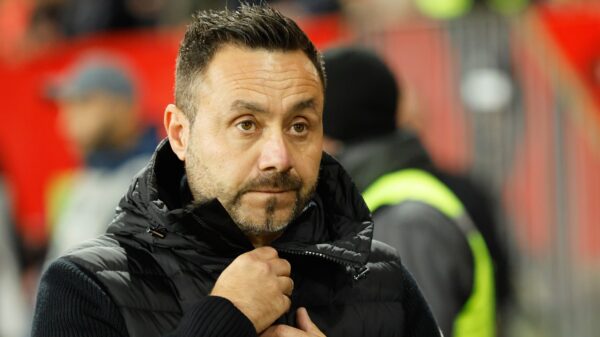 Η Τότεναμ κοιτάζει τον Ντε Τσέρμπι, θετικός ο Ιταλός τεχνικός