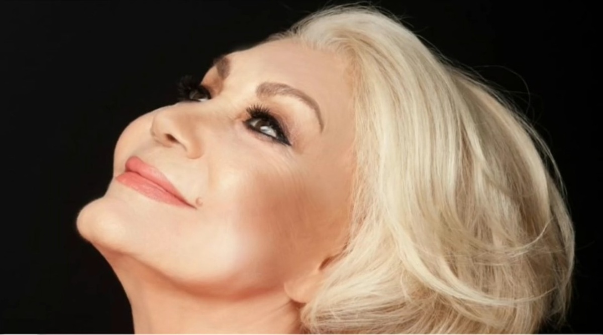 Σήμερα το τελευταίο αντίο στη Μαρινέλλα – Σε λαϊκό προσκύνημα η σορός της