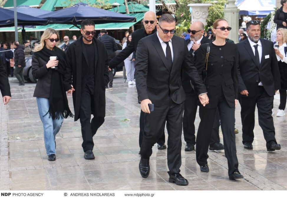 Καταπέλτης η Τίνα Μεσσαροπούλου για τη Γαρυφαλλιά Καληφώνη: «Δεν της είπε κάποιος ότι αυτή δεν είναι ενδεδειγμένη εμφάνιση;»