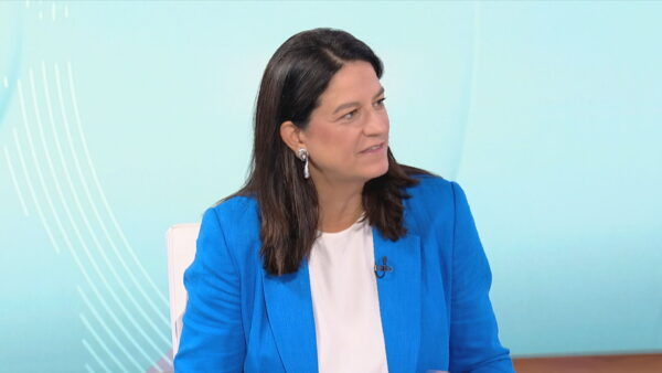 Ν. Κεραμέως στο ΕΡΤnews: Ποιοι κερδίζουν από τα 920 ευρώ, τι αλλάζει σε μισθούς και ψηφιακή κάρτα εργασίας