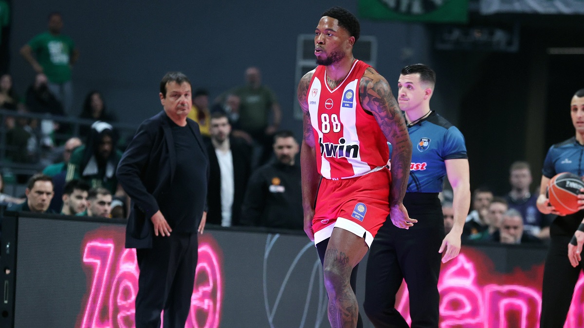 Μοναδική απουσία για τον Ολυμπιακό ο Τζόουνς ενόψει Ρεάλ