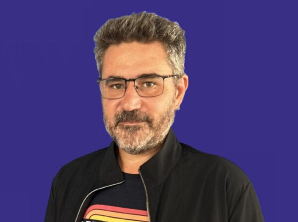 Πέθανε ο Βασίλης Ρίζος, γιος της Θεανώς Φωτίου