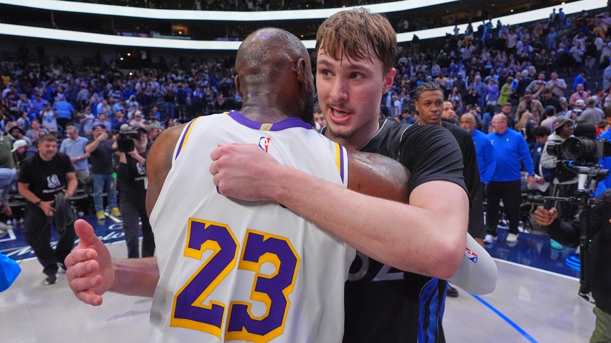 Ο ΛεΜπρόν Τζέιμς αποθέωσε τον Κούπερ Φλαγκ