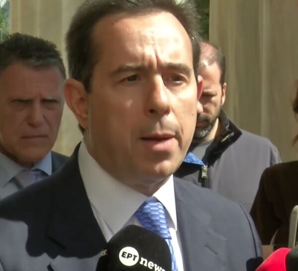 Μηταράκης: «Κινήθηκα απολύτως στο πλαίσιο του συντάγματος – Ζητώ άμεσα την άρση της ασυλίας μου»