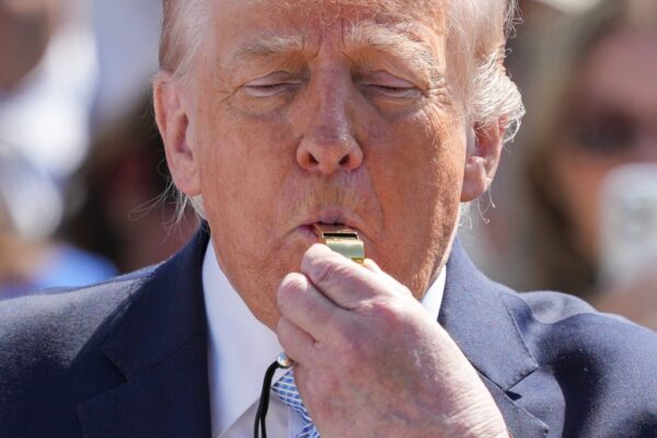 Νέα προειδοποίηση Τραμπ προς το Ιράν: «Ολόκληρος πολιτισμός θα πεθάνει απόψε» αν δεν υπάρξει συμφωνία