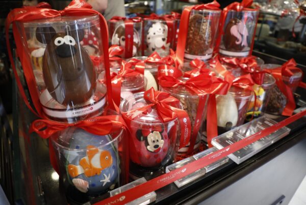 Επάρκεια αλλά και υψηλότερες τιμές στην πασχαλινή αγορά – Μέχρι τη Μ. Τετάρτη το δώρο του Πάσχα