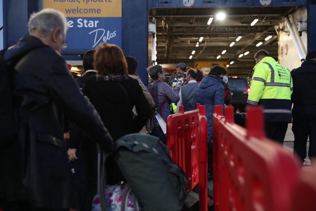 Ξεκινά η έξοδος των εκδρομέων του Πάσχα – «Ταξιδεύουμε με υπευθυνότητα και προσοχή» λέει ο Κικίλιας