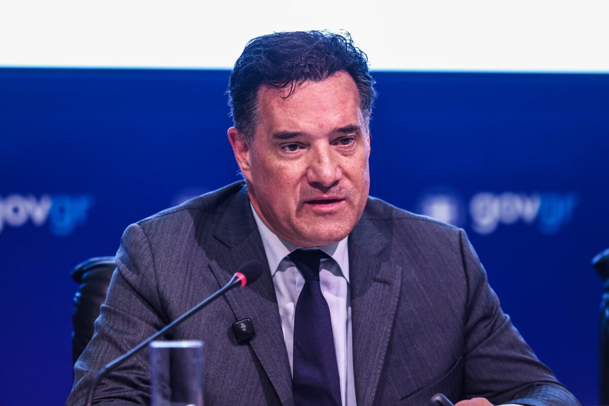 ΠΑΣΟΚ: Εφόσον ο Γεωργιάδης έχει ικανοποιήσει ρουσφέτια βουλευτών που πλήττουν το δημόσιο συμφέρον, αναμένουμε την άμεση παρέμβαση του εισαγγελέα