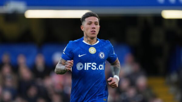 Έντσο Φερνάντες: Ο μάνατζέρ του διαψεύδει τα σενάρια αποχώρησης από την Τσέλσι