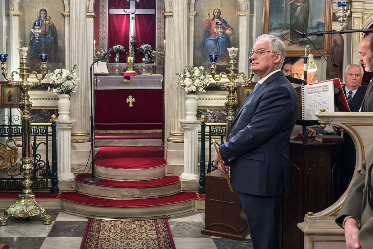 ΠτΔ: Σε έναν κόσμο αβέβαιο και απειλητικό το μήνυμα της Ανάστασης είναι λυτρωτικό