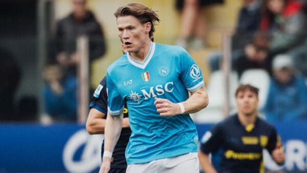 Ο Στρεφέτσα “φρέναρε” τη Νάπολι