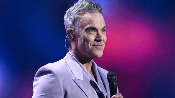Ο Robbie Williams αποκαλύπτει ότι γράφει posts με τη βοήθεια AI