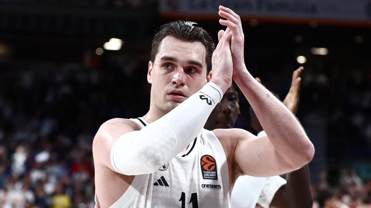 Κλείδωσε το πλεονέκτημα με εξαιρετική εμφάνιση η Ρεάλ και περιμένει αντίπαλο