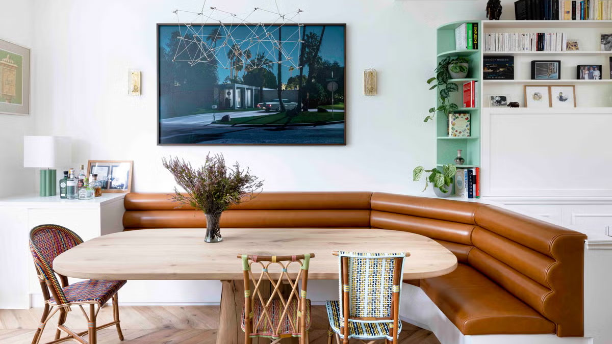 Banquette seating: Η έξυπνη λύση που αλλάζει την τραπεζαρία σου