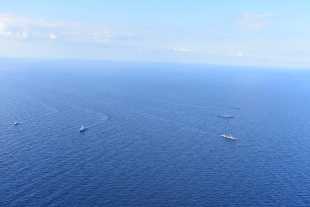 Κάρπαθος: Επιχείρηση αποκόλλησης ιστιοφόρου σε αβαθή στον όρμο Τρίστομο