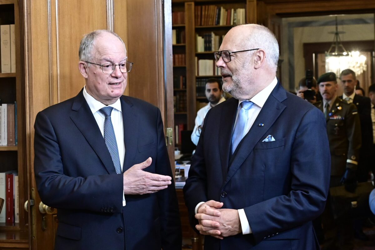 Στην Αθήνα ο πρόεδρος της Εσθονίας: «Χρειάζεται σεβασμός στην εδαφική ακεραιότητα των χωρών» είπε ο Τασούλας