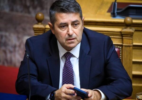 Σταθερή η κατάσταση του Γιώργου Μυλωνάκη – Παραμένει διασωληνωμένος για 6η μέρα στον «Ευαγγελισμό»