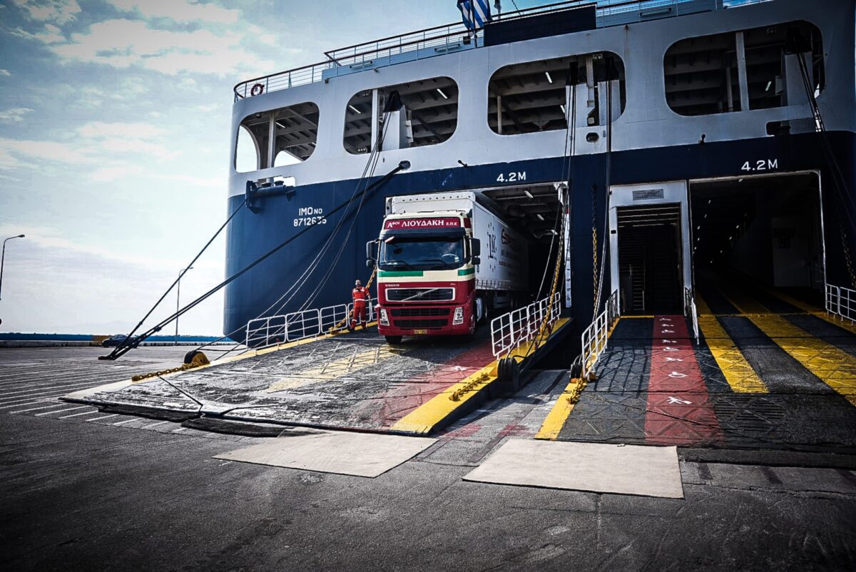 Σχοινάς: Θετική εξέλιξη το άνοιγμα του λιμανιού της Λέσβου