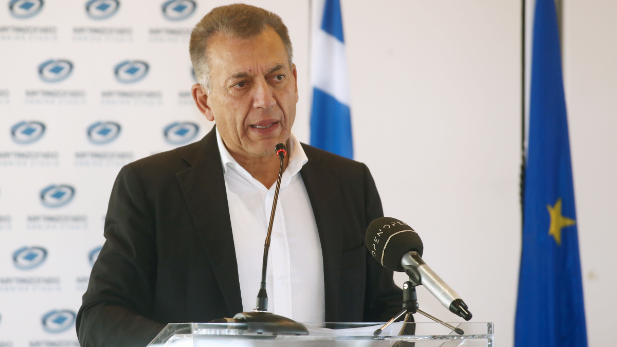 Βρούτσης: «Μπήκε ο ανάδοχος, ξεκίνησε η ανοικοδόμηση του κλειστού της Σύρου»