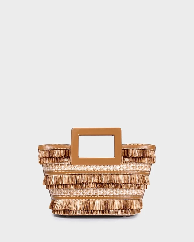 Το ελληνικό brand που λάτρεψε η Maxima: Η micro τσάντα που απογειώνει το Riviera Chic