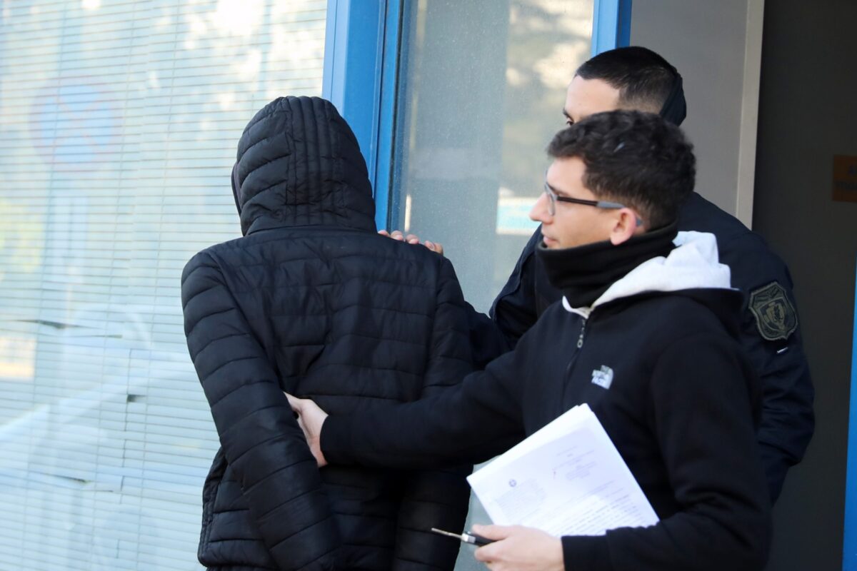 Τροχαίο στην Λιοσίων: Ελεύθεροι η ιδιοκτήτρια και ο διαχειριστής της μηχανής- Απολογούνται αύριο ο οδηγος και ο συνεπιβάτης