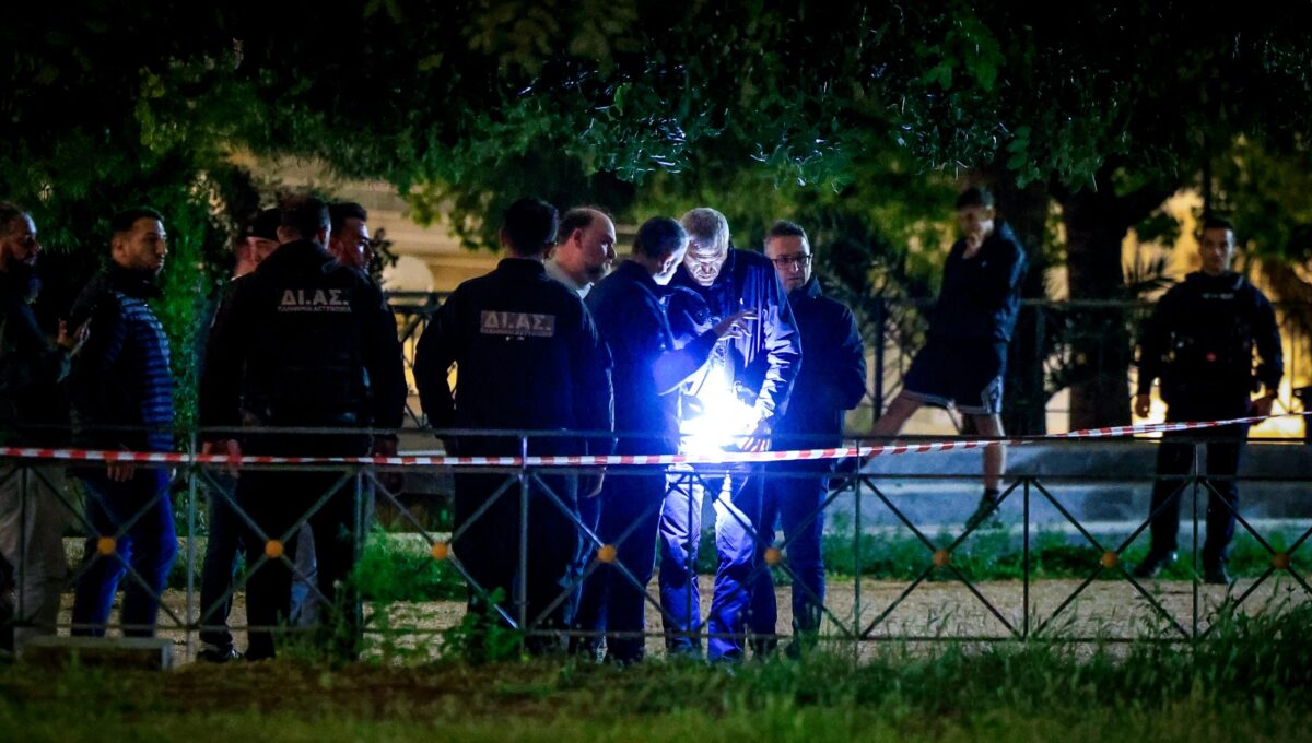 Σε «τυφλό» σημείο η δολοφονία του 27χρονου στον Άγιο Δημήτριο – Το θύμα δεν είχε απασχολήσει στο παρελθόν τις Αρχές