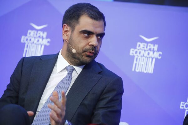 Μαρινάκης από Φόρουμ Δελφών: Μειώνουμε όσους φόρους αντέχει η οικονομία