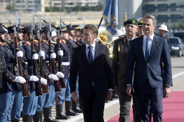 «Ελλάς – Γαλλία – Συμμαχία»: Η φράση διά στόματος Μακρόν που έδωσε άλλη διάσταση στη στρατηγική σχέση των δύο χωρών