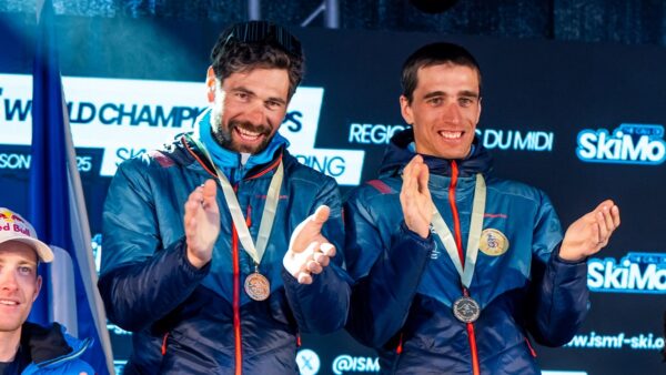 Δύο Γάλλοι κατέρριψαν το ρεκόρ ανάβασης στο Mont Blanc