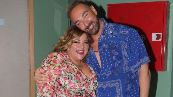 Βίκυ Σταυροπούλου για Δανάη Μπάρκα: «Τη βλέπω στα καλύτερά της, είναι ήρεμη, ξεκούραστη»