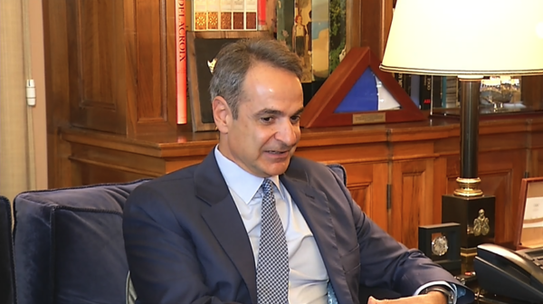 Συνάντηση Μητσοτάκη – Τασούλα για τις τελευταίες εξελίξεις