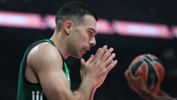 Σοκ στον Παναθηναϊκό: Εκτός από τη σειρά με τη Βαλένθια ο Σλούκας