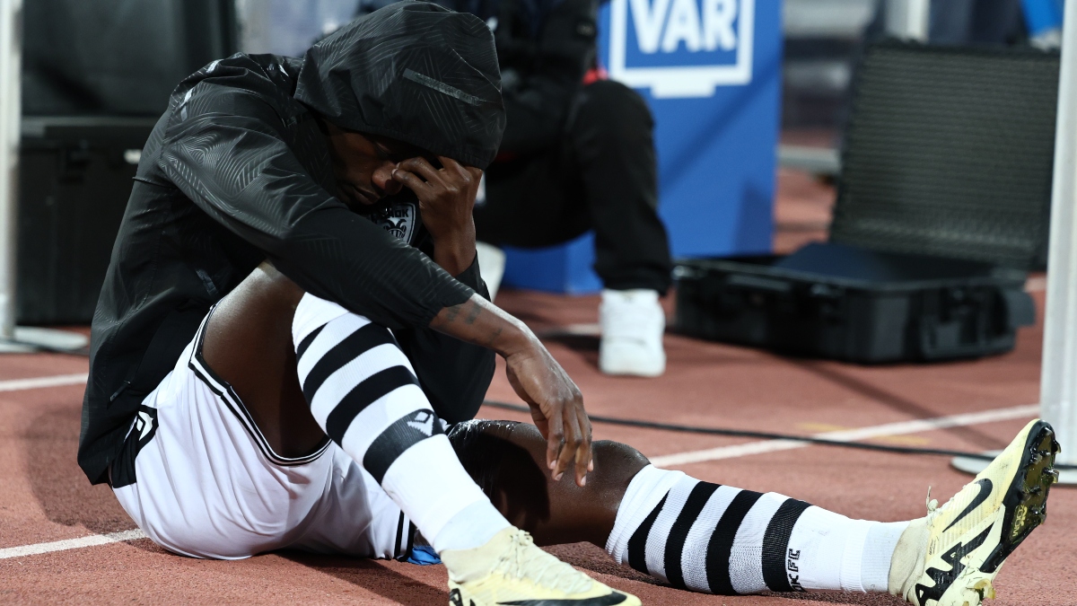 Θλάση ο Καμαρά, θεραπεία για τρεις