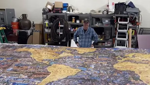 Ένας παππούς έφτιαξε σε 4 χρόνια παζλ 60.000 κομματιών με το εγγονάκι του – Του έλειπε ένα κομμάτι