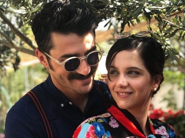 Τετ α τετ: Kαλεσμένος του Τρύφωνος ανακοίνωσε τον χωρισμό του!