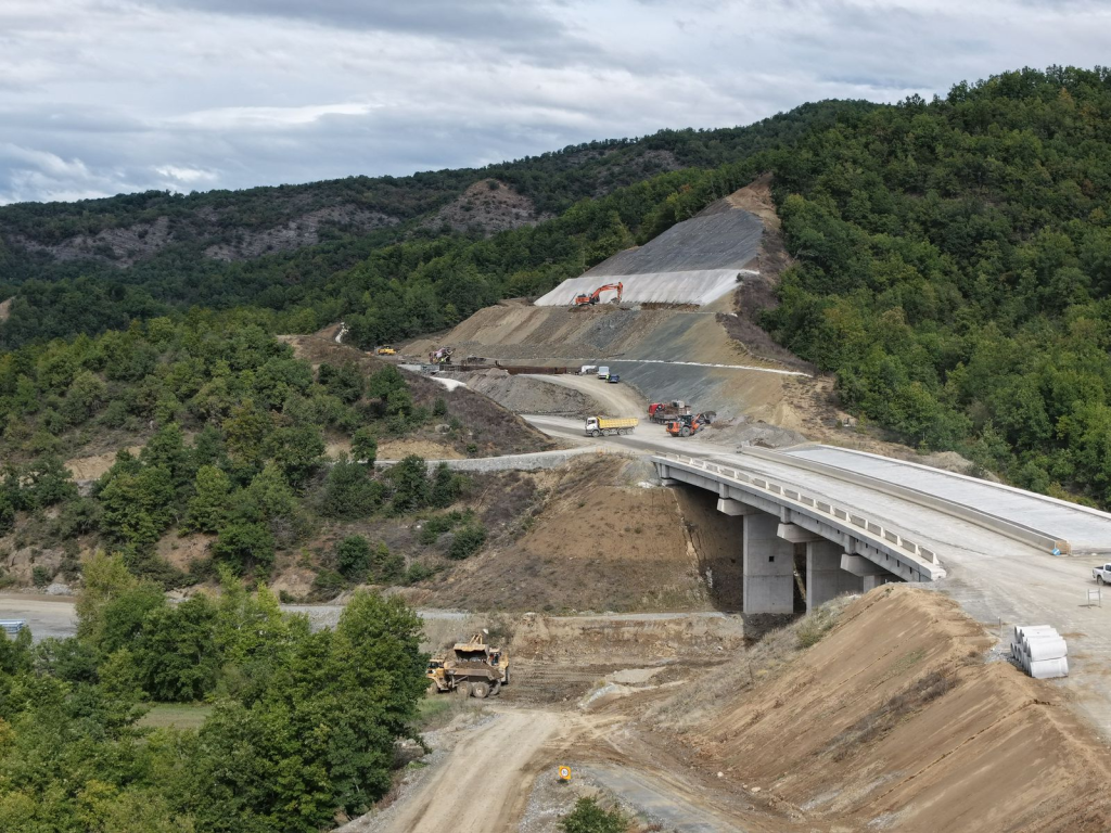 Χρίστος Δήμας: Στο 95% η πρόοδος του Ε65 – Τον Ιούνιο παραδίδεται το βόρειο τμήμα