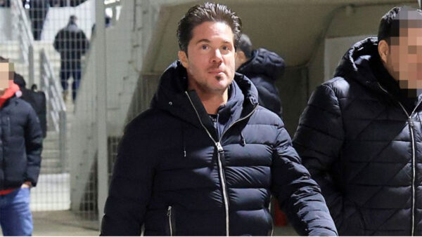 Νίκος Οικονομόπουλος: Η αντίδραση του τραγουδιστή σε ερώτηση για την προσωπική του ζωή