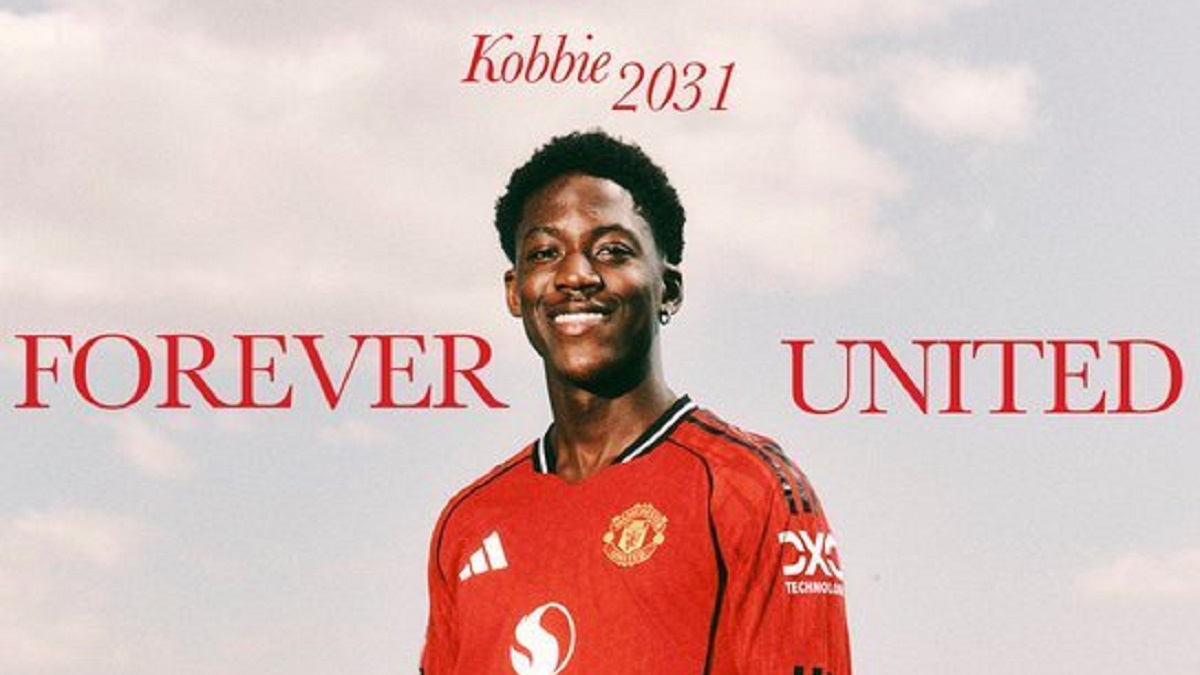 H Mάντσεστερ Γιουνάιτεντ επέκτεινε το συμβόλαιο του Μέινου