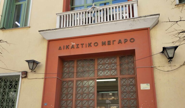 Σε δίωρες στάσεις εργασίας προχωρούν σήμερα και αύριο οι δικαστικοί υπάλληλοι της Αθήνας  – Διαμαρτύρονται για τα ελλιπή μέτρα ασφαλείας