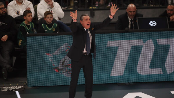 Σκαριόλο: «3-0; Έχουν δει πολλά τα μάτια μας στο μπάσκετ»